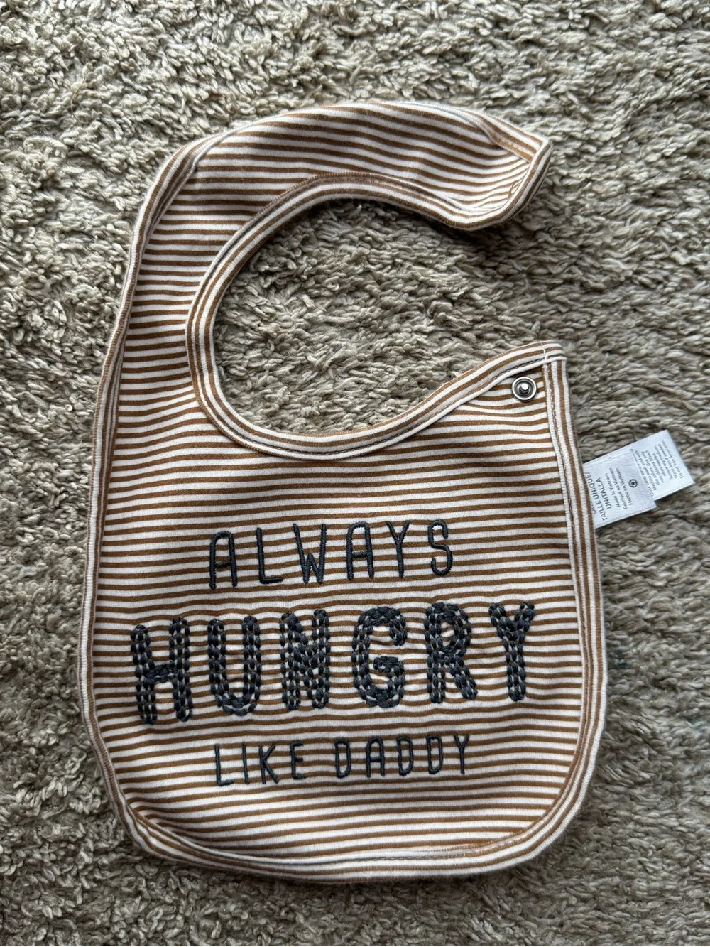 Carter’s Child of Mine Baby Bib Set Brown Neutral Puppy Daddy Mommy 3 Pack OS